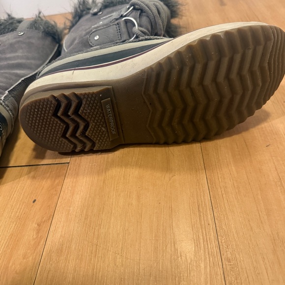 Sorel Joan of Arctic Waterproof Snow Boots - Picture 8 of 11